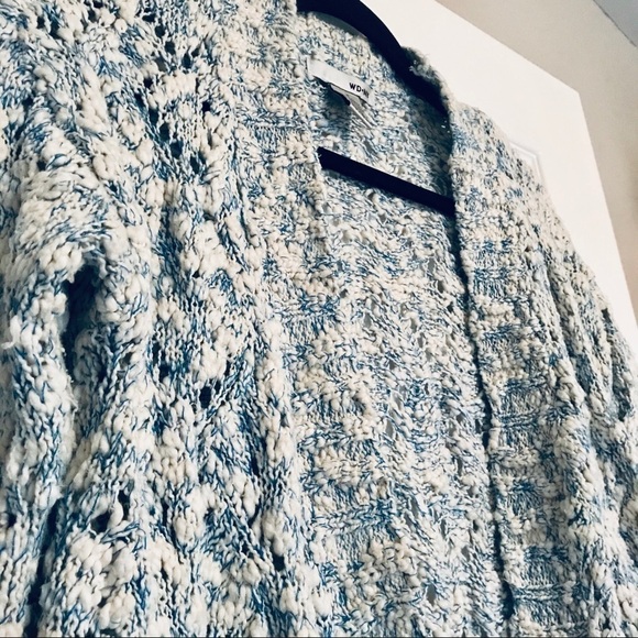 WD NY Open Knit White and Blue Cardigan Sweater Size Small - Picture 2 of 5